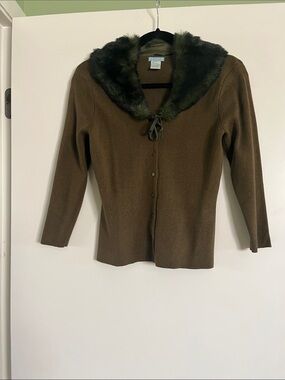 Urchin Women’s Olive Green Cardigan Sweater Fur Collar
